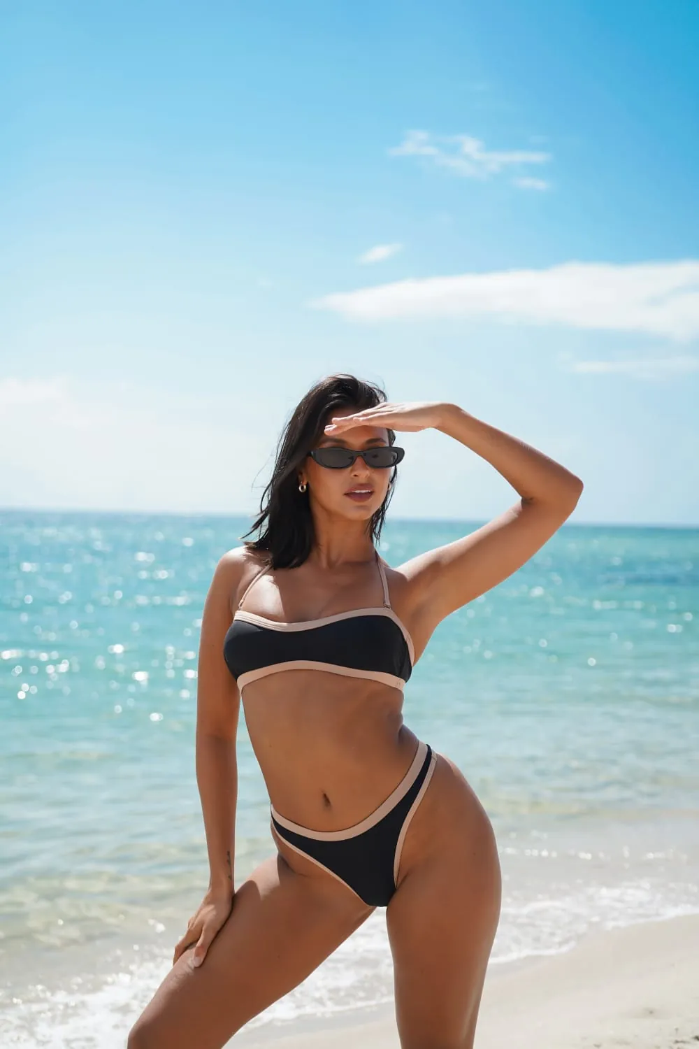 Bikini Alicia de Flormai en la playa